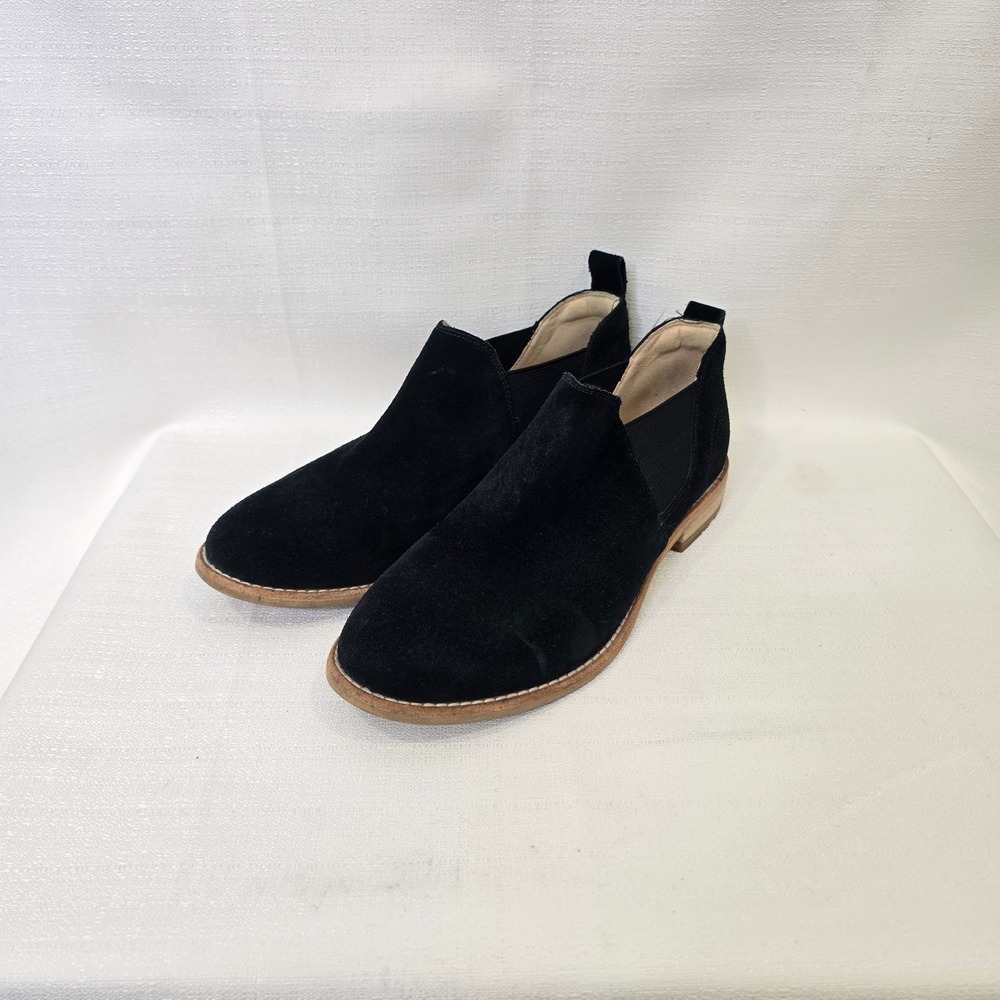 Clarks Ankle Boots Womens 9 Black Suede Artisan Chelsea Booties